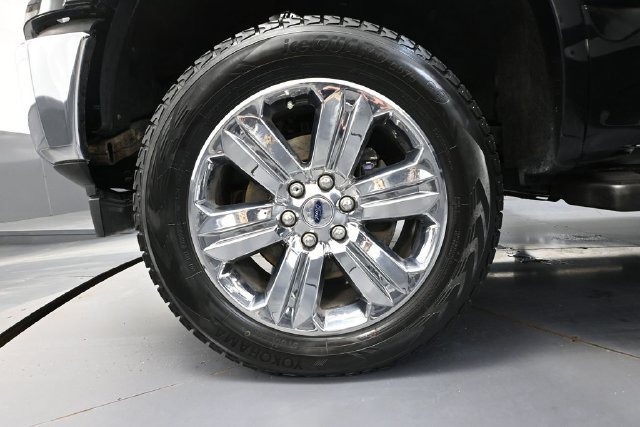 Used 2020 Ford F150 Lariat w/ Equipment Group 502A Luxury AWD/4WD image 13