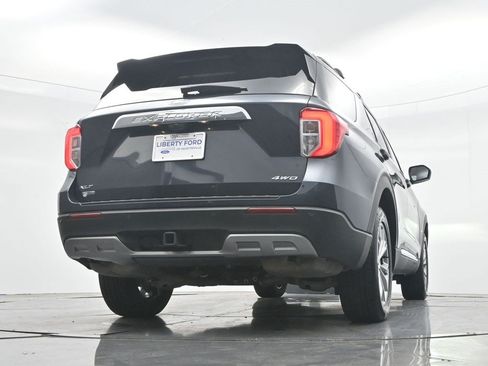 Used 2023 Ford Explorer XLT w/ Equipment Group 202A AWD/4WD image 38