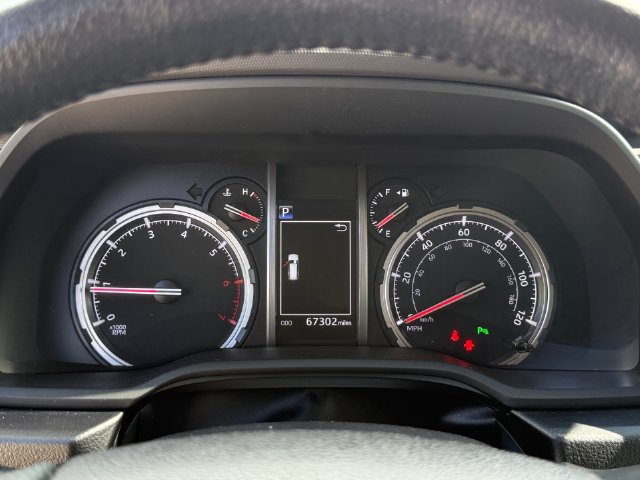Used 2023 Toyota 4Runner Limited AWD/4WD image 18