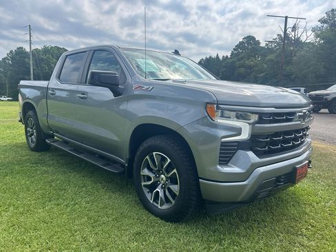 Used 2023 Chevrolet Silverado 1500 RST w/ Z71 Off-Road Package AWD/4WD image 9