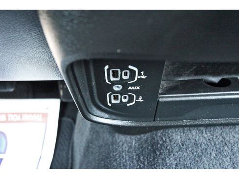 Used 2024 RAM 2500 Laramie image 30