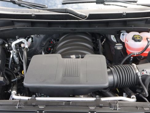 New 2026 GMC Yukon XL AT4 w/ AT4 Premium Plus Package AWD/4WD image 16
