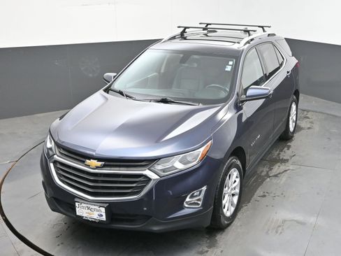 Used 2018 Chevrolet Equinox LT w/ Sun & Infotainment Package AWD/4WD image 32