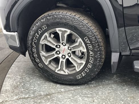 New 2026 GMC Sierra 1500 SLE AWD/4WD image 36