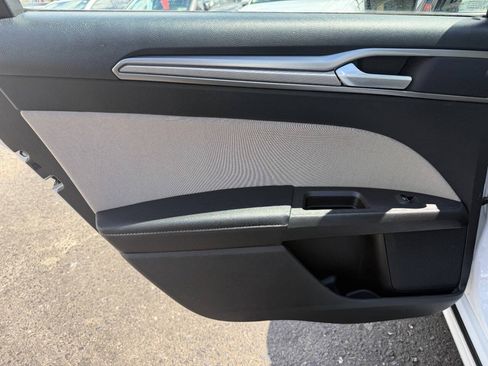 Used 2019 Ford Fusion S FWD image 21