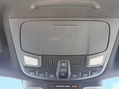Used 2022 Ford Expedition Limited RWD image 17