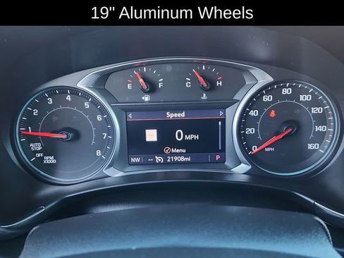 Used 2022 Chevrolet Equinox RS w/ RS Leather Package image 40