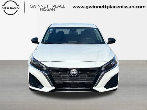 Certified 2025 Nissan Altima 2.5 S image 2