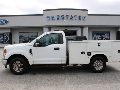 Used 2022 Ford F250 XL w/ Power Equipment Group image 1