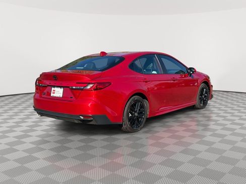 Used 2025 Toyota Camry SE w/ Convenience Package AWD/4WD image 7