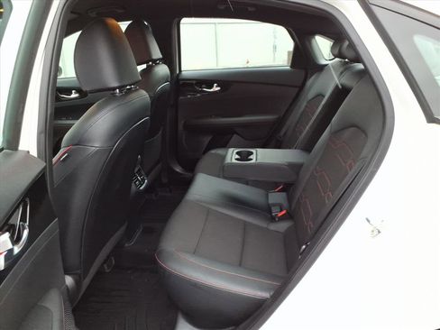 Used 2020 Kia Forte GT image 11