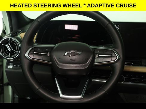 Certified 2025 Chevrolet Equinox ACTIV w/ Safety and Technology Package AWD/4WD image 7