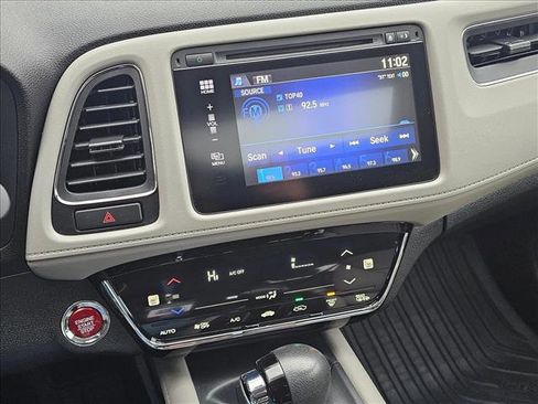 Used 2017 Honda HR-V EX image 24