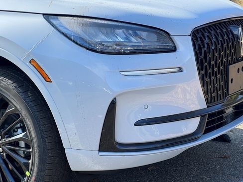 New 2026 Lincoln Corsair Premiere image 2