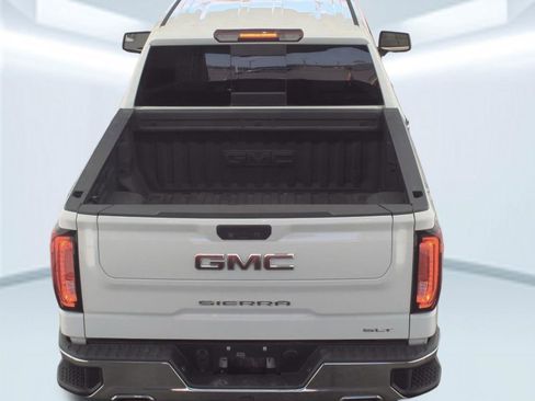 Used 2022 GMC Sierra 1500 SLT w/ SLT Premium Package AWD/4WD image 12