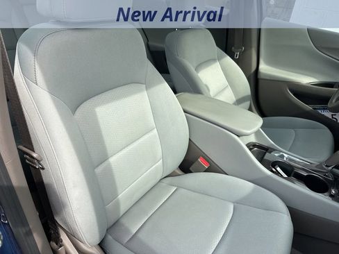 Used 2017 Chevrolet Malibu LS image 4