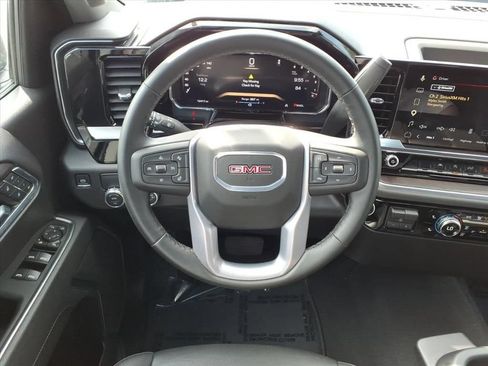 Used 2026 GMC Sierra 1500 SLT RWD image 29