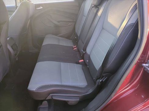 Used 2016 Ford Escape SE image 19