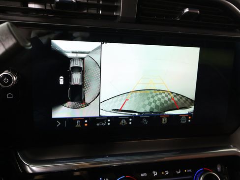 Used 2025 GMC Sierra 3500 Denali Ultimate AWD/4WD image 6