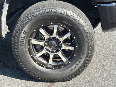 Used 2019 Toyota Tundra Limited w/ TRD Off Road Package AWD/4WD image 14