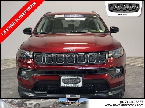 Used 2022 Jeep Compass Latitude w/ Convenience Group image 2