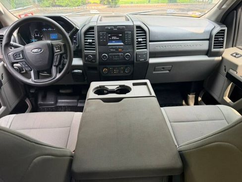 Used 2019 Ford F250 XL w/ Power Equipment Group AWD/4WD image 28