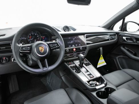 New 2026 Porsche Macan AWD/4WD image 13