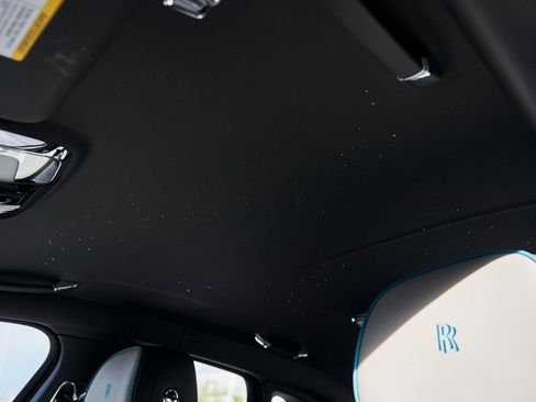 Used 2025 Rolls-Royce Ghost Black Badge image 53