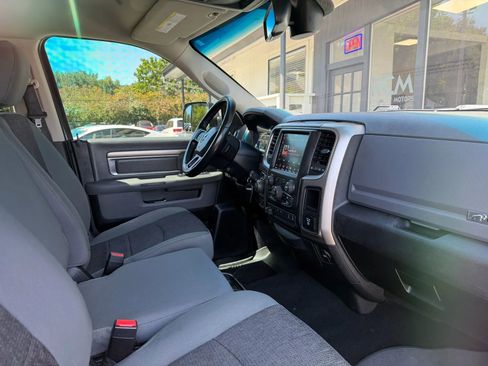 Used 2019 RAM 1500 Big Horn AWD/4WD image 27