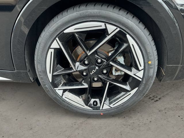 Used 2025 Kia K4 GT-Line w/ GT-Line Premium Package FWD image 9