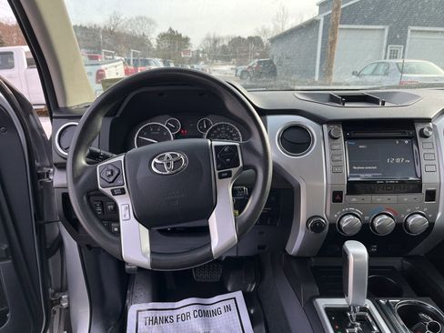 Used 2016 Toyota Tundra SR5 image 7