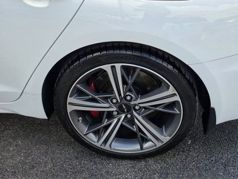 Used 2025 Genesis G70 3.3T Advanced w/ Sport Prestige Package RWD image 9