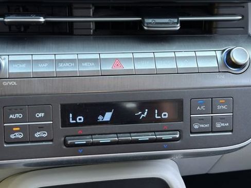 Used 2024 Hyundai Kona SEL AWD/4WD image 21