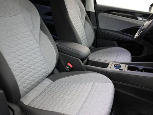 Certified 2026 Volkswagen Tiguan S AWD/4WD image 22