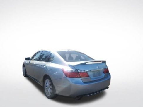 Used 2013 Honda Accord EX image 4