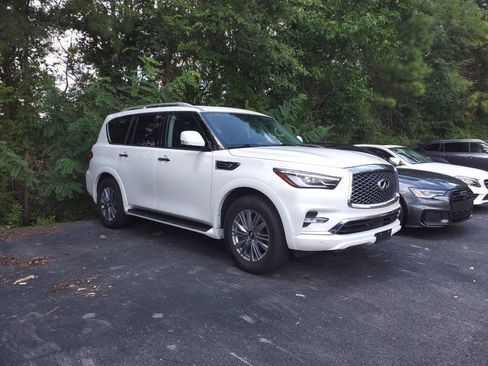 Used 2024 INFINITI QX80 Luxe AWD/4WD image 1