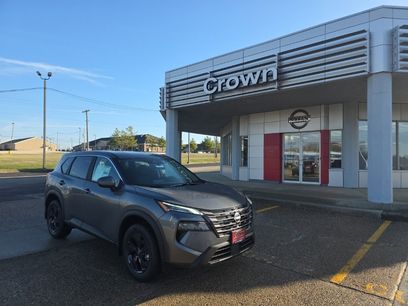 New 2026 Nissan Rogue SV w/ Cold Weather Package