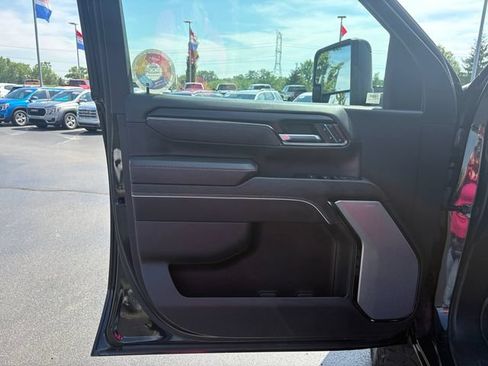 Used 2024 GMC Sierra 2500 AT4X AWD/4WD image 27