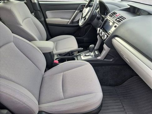 Used 2018 Subaru Forester 2.5i Premium AWD/4WD image 21