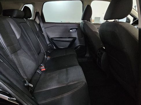 Used 2021 Nissan Rogue SV FWD image 17