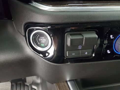 New 2026 Chevrolet Silverado 2500 LT w/ Convenience Package AWD/4WD image 25