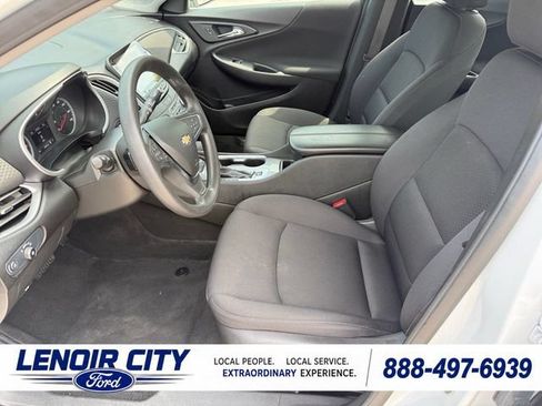Used 2024 Chevrolet Malibu LT FWD image 10