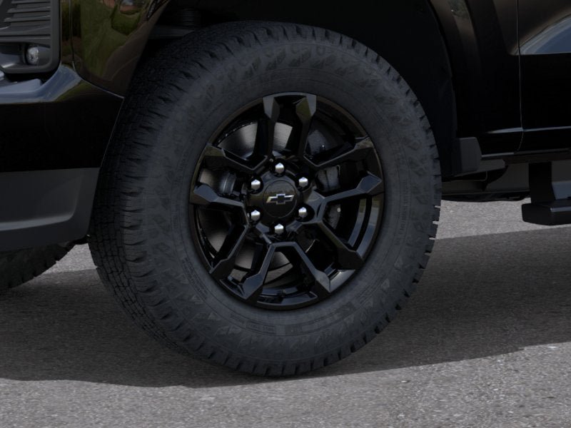 New 2026 Chevrolet Colorado Z71 w/ Midnight Edition AWD/4WD image 9