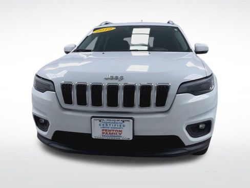 Used 2019 Jeep Cherokee Latitude Plus AWD/4WD image 3
