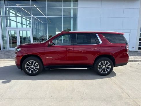 Used 2021 Chevrolet Tahoe LT w/ Luxury Package AWD/4WD image 6