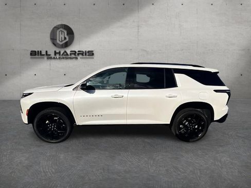 Used 2024 Chevrolet Traverse RS w/ LPO, Floor Liner Package AWD/4WD image 11