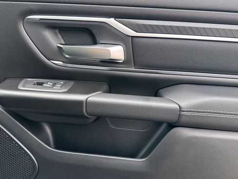 New 2026 RAM 1500 Big Horn AWD/4WD image 18