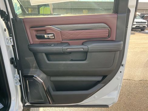 New 2026 RAM 2500 Limited image 13