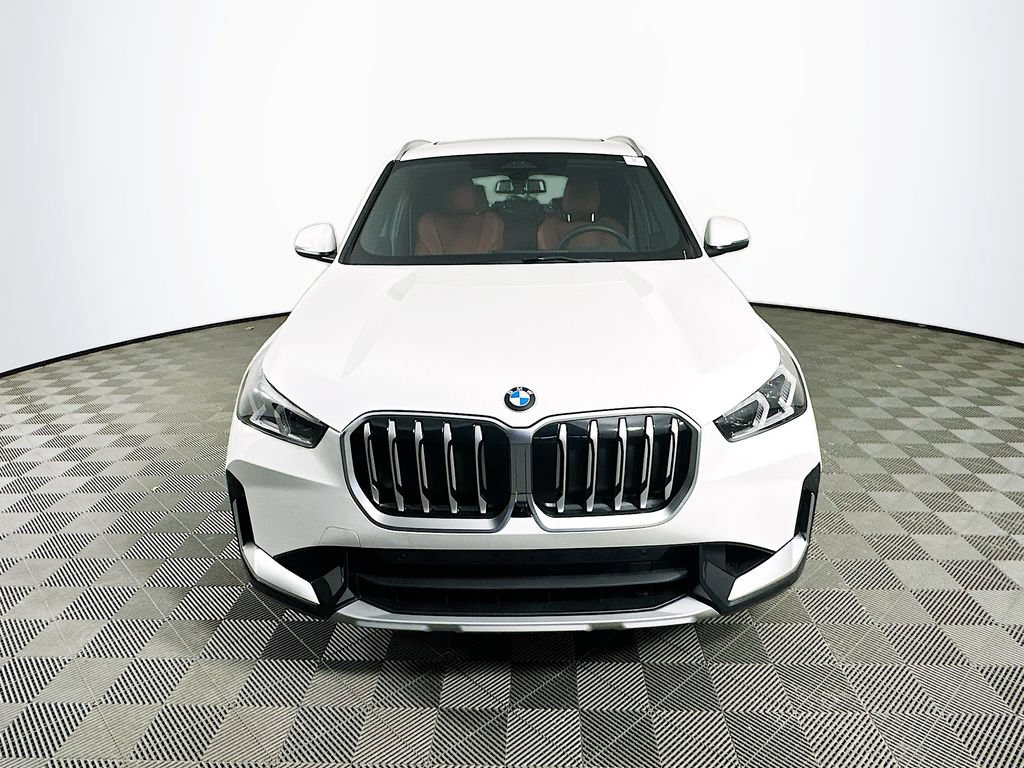 Used 2026 BMW X1 xDrive28i w/ Technology Package AWD/4WD image 3