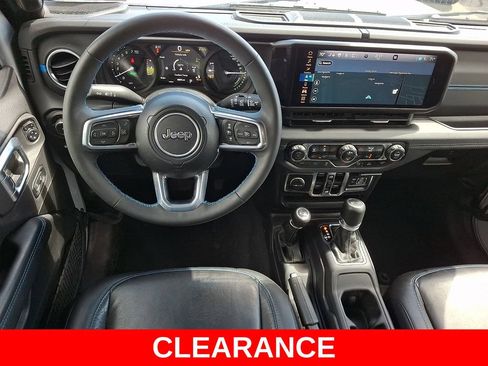 Used 2024 Jeep Wrangler High Altitude AWD/4WD image 12